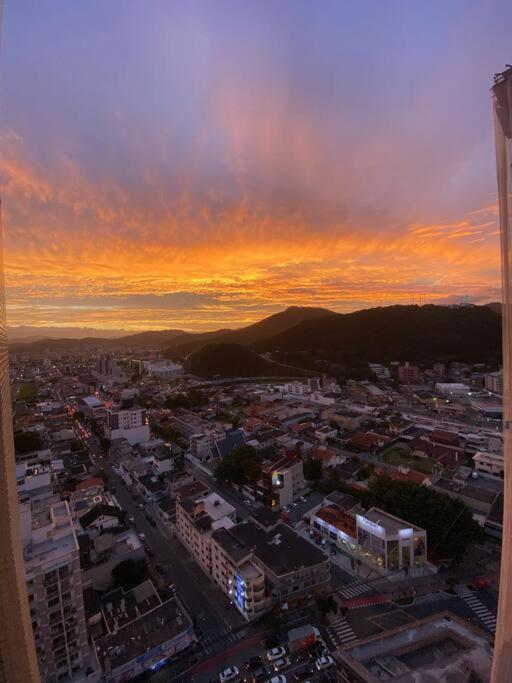 Apartamento No Centro, Com Vista Mar E Cristo Luz Balneario Camboriu Exterior photo